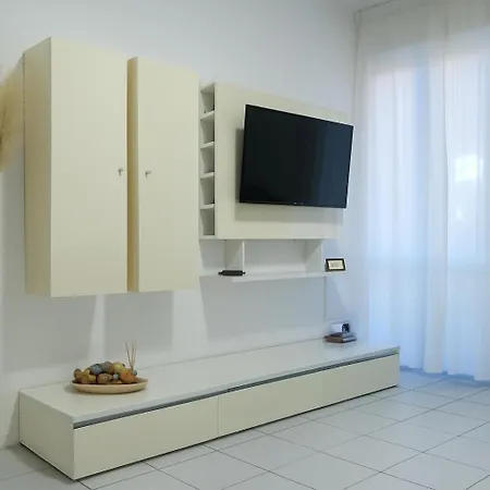 Casa Emmeti Дезенцано-дель-Гарда